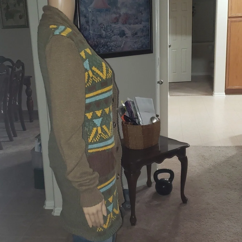 BKE Sweater Womens Large Green Brown Yellow Aztec Cardigan Button Up Buckle m - Picture 4 of 8